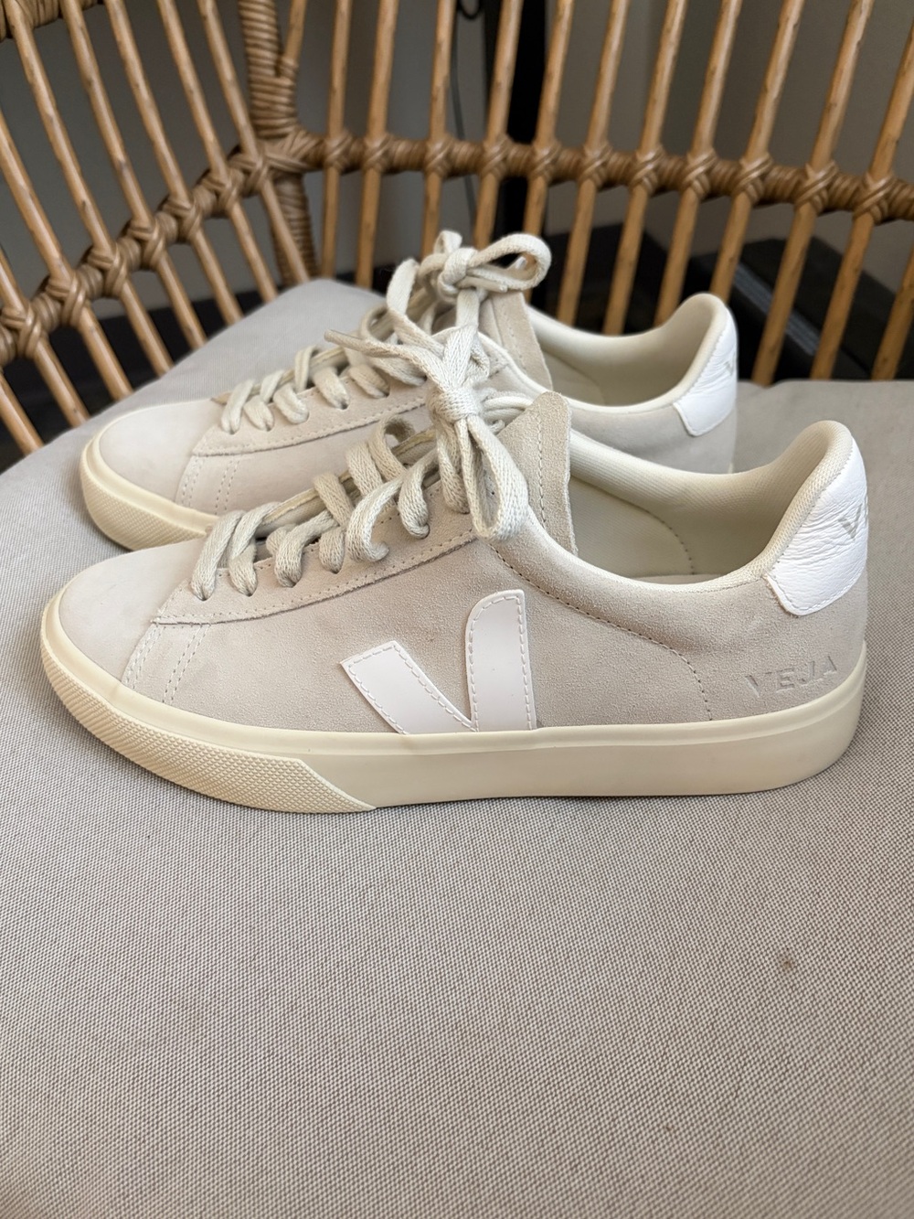 Veja Campo Suede Low-Top Sneakers in Cream and White - 7